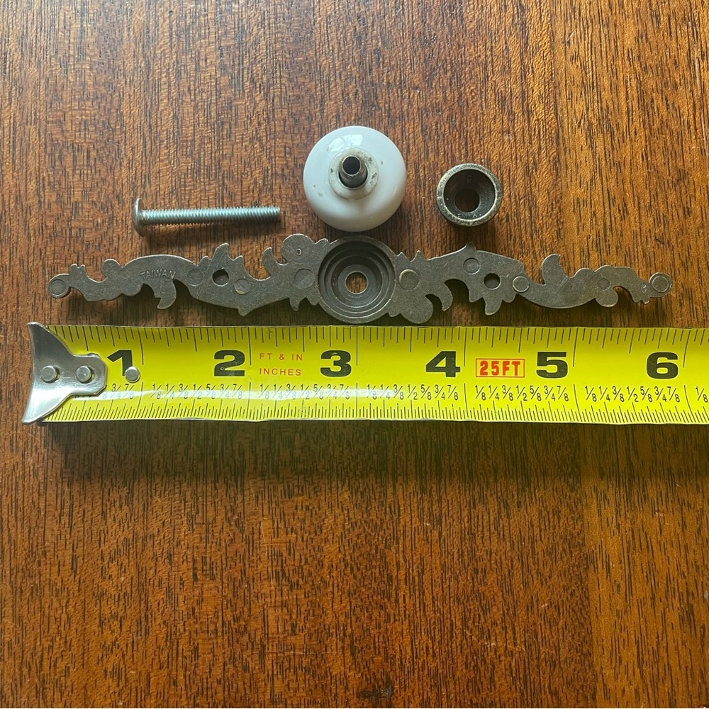 Vintage Set of 4 Handles for Dressers Knobs Pulls Hollywood Regency Hardware MCM - Picture 12 of 12